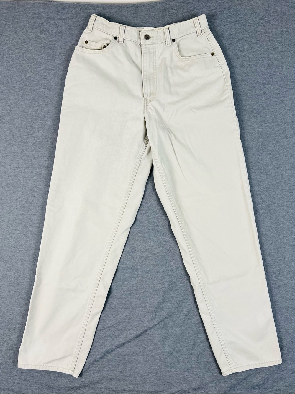Levi's vintage black tab Jeans in Off White
